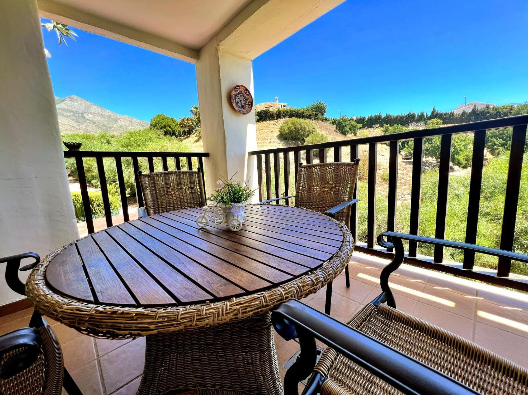 Beautiful Apartment With Pools, Playground And Paddle Tennis - Family Friendly And Near Vithas Hospital - Free Parking In Garage Benalmádena Exterior foto