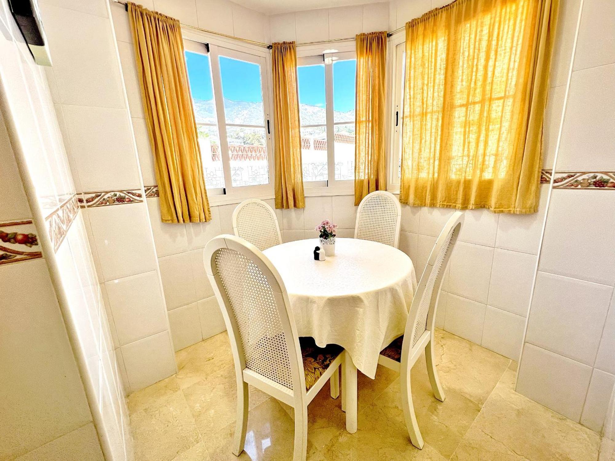 Beautiful Apartment With Pools, Playground And Paddle Tennis - Family Friendly And Near Vithas Hospital - Free Parking In Garage Benalmádena Exterior foto
