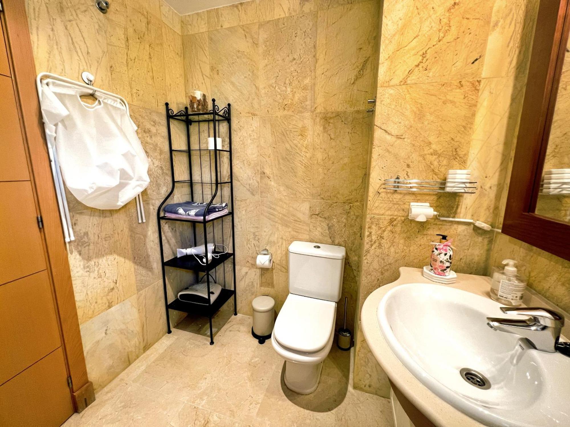 Beautiful Apartment With Pools, Playground And Paddle Tennis - Family Friendly And Near Vithas Hospital - Free Parking In Garage Benalmádena Exterior foto