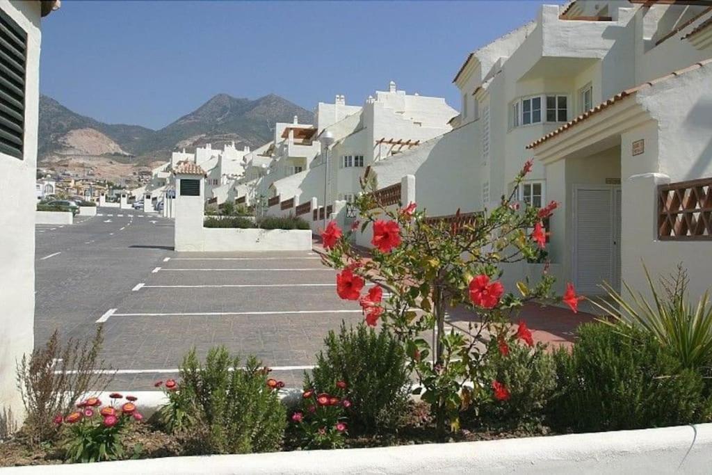 Beautiful Apartment With Pools, Playground And Paddle Tennis - Family Friendly And Near Vithas Hospital - Free Parking In Garage Benalmádena Exterior foto